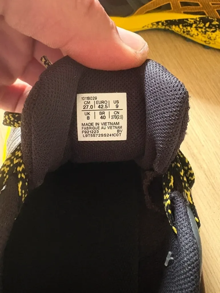 Asics Gel-Trabuco Terra bike usato — immagine 6 di 9