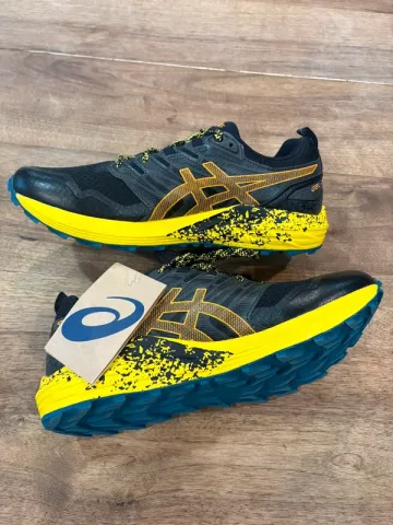Asics Gel-Trabuco Terra bike usato — immagine 2 di 9