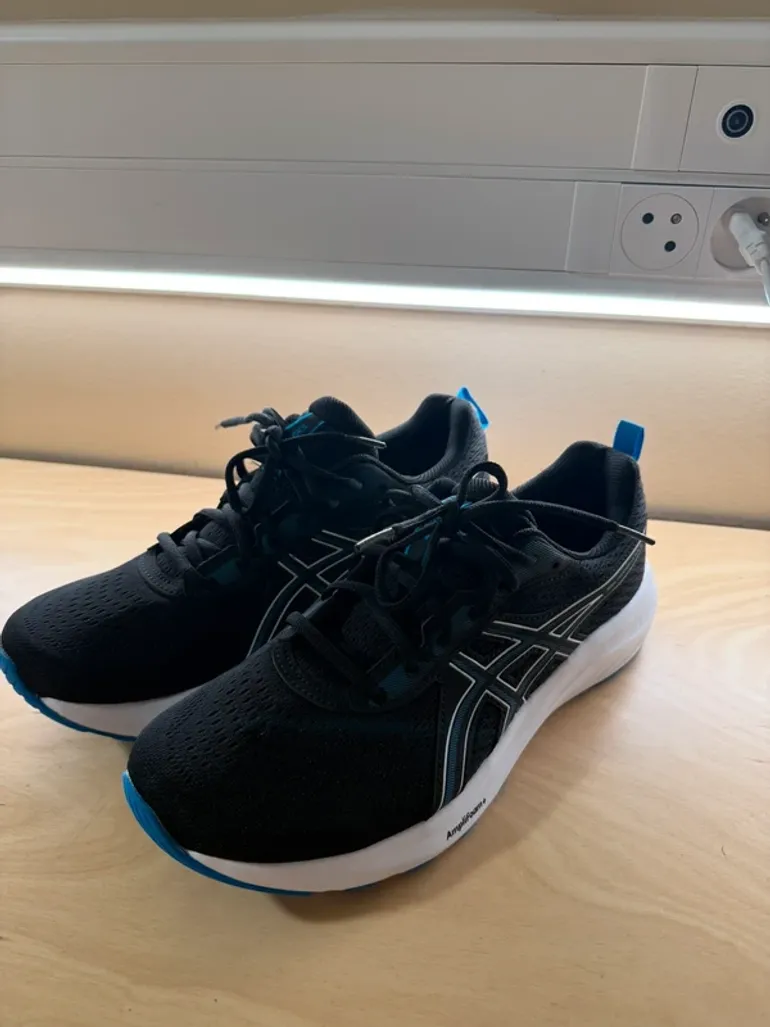Asics Running Shoes bike usato — immagine 6 di 8