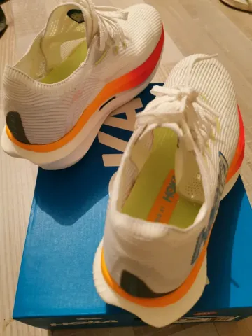 Hoka Cielo X1 bike usato — immagine 4 di 4