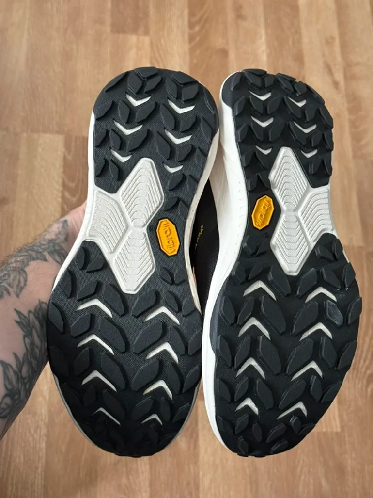 Hoka Transport Wide bike usato — immagine 4 di 7