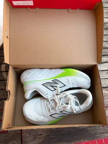 Used New Balance Running Shoes bike — image 1 of 10