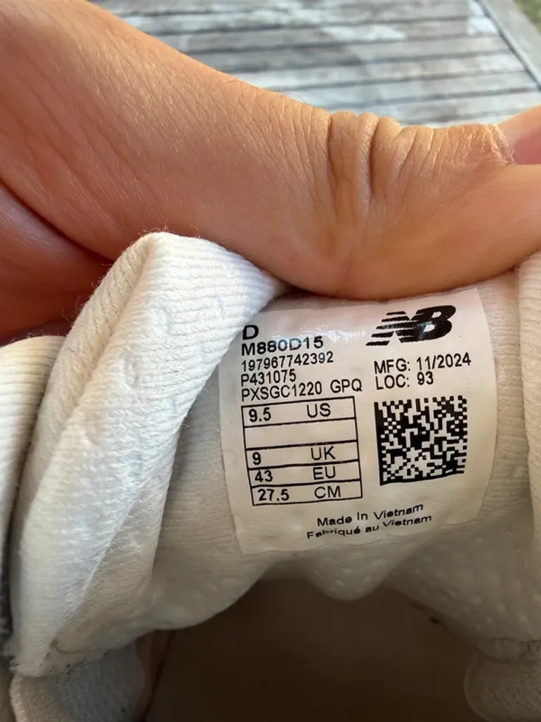 Used New Balance Running Shoes bike — image 9 of 10