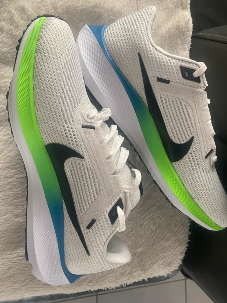 Used Nike Air Zoom Pegasus 40 bike — image 2 of 7