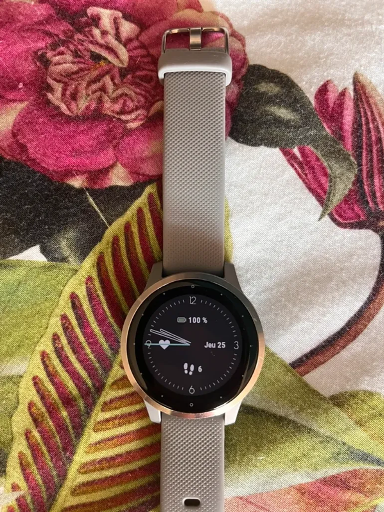 Garmin vivoactive 4S bike usato — immagine 5 di 5