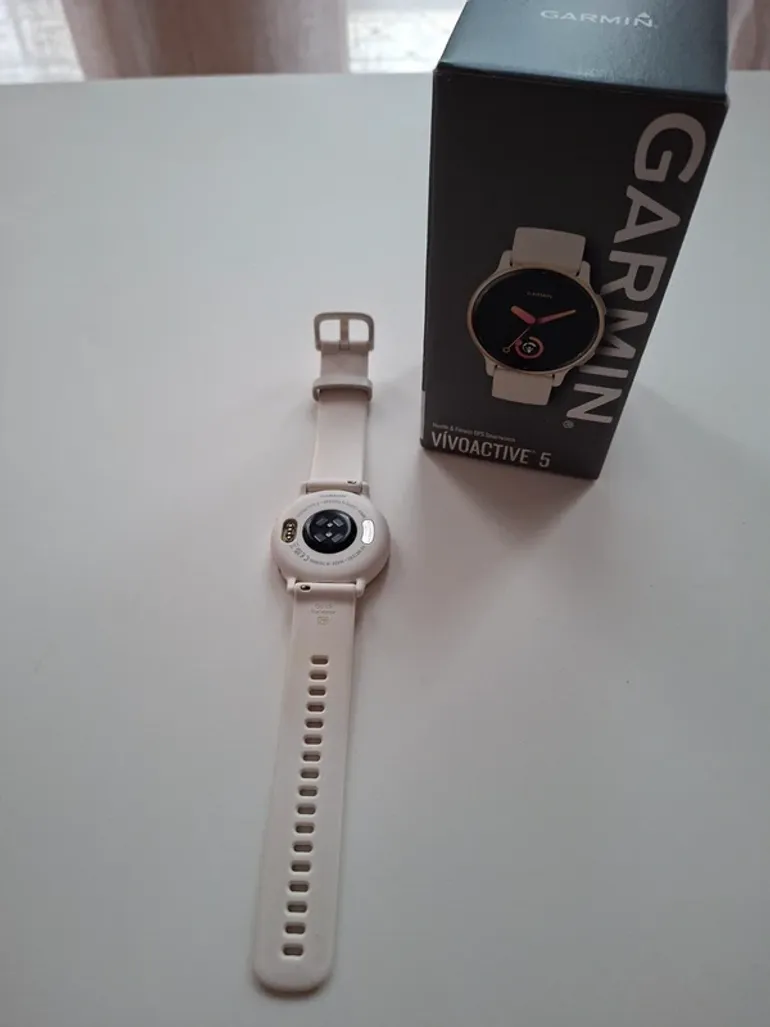 Used Garmin Vívoactive 5 bike — image 2 of 4