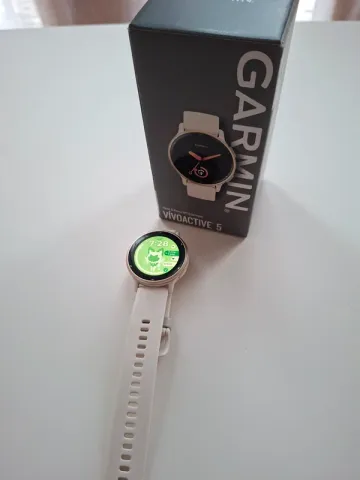 Used Garmin Vívoactive 5 bike — image 1 of 4