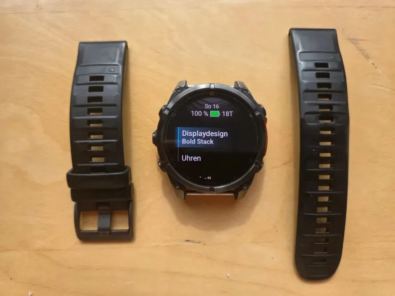 Used Garmin Fenix 8 AMOLED 47 mm bike — image 2 of 5