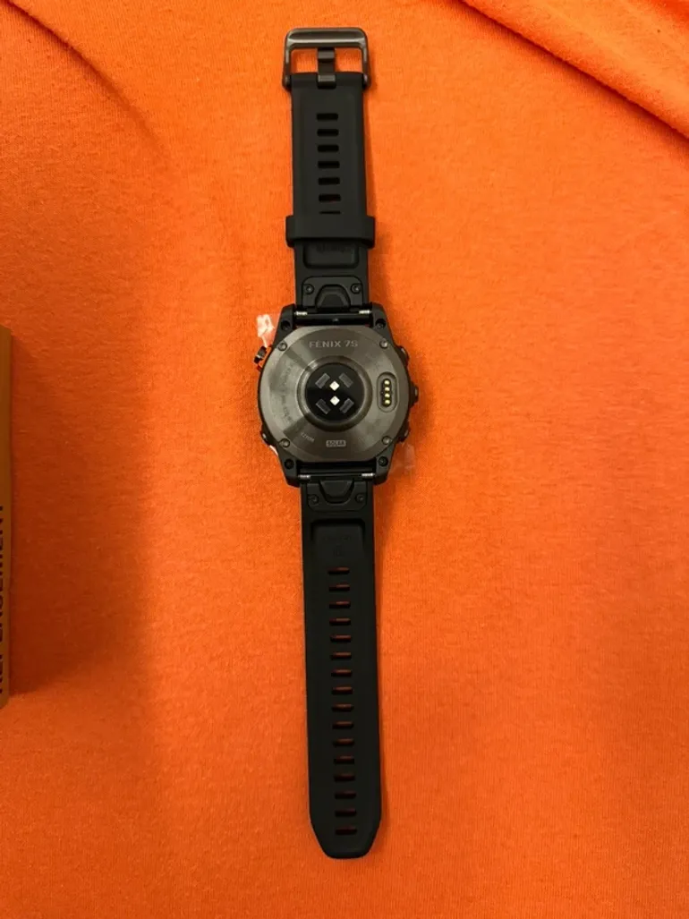 Used Garmin Fenix 7S bike — image 3 of 3