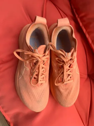 Used Asics Nimbus 28 bike — image 4 of 8