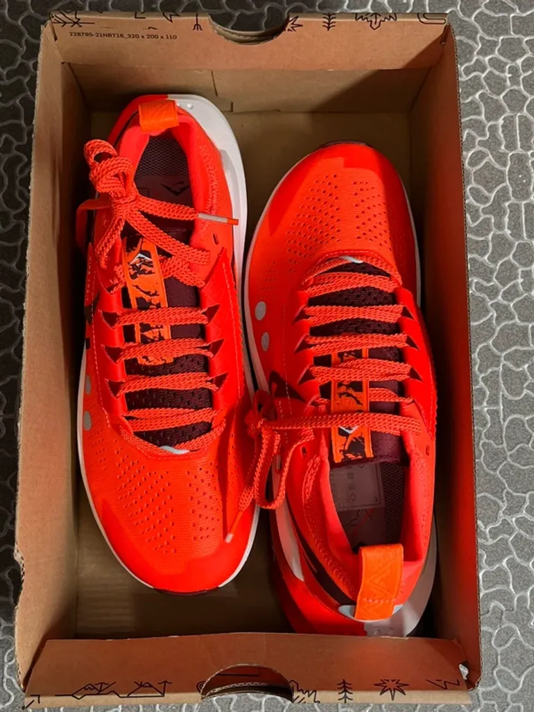 Used Nike Zoomx Zegama Trail 2 bike — image 2 of 14