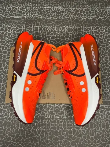 Used Nike Zoomx Zegama Trail 2 bike — image 5 of 14