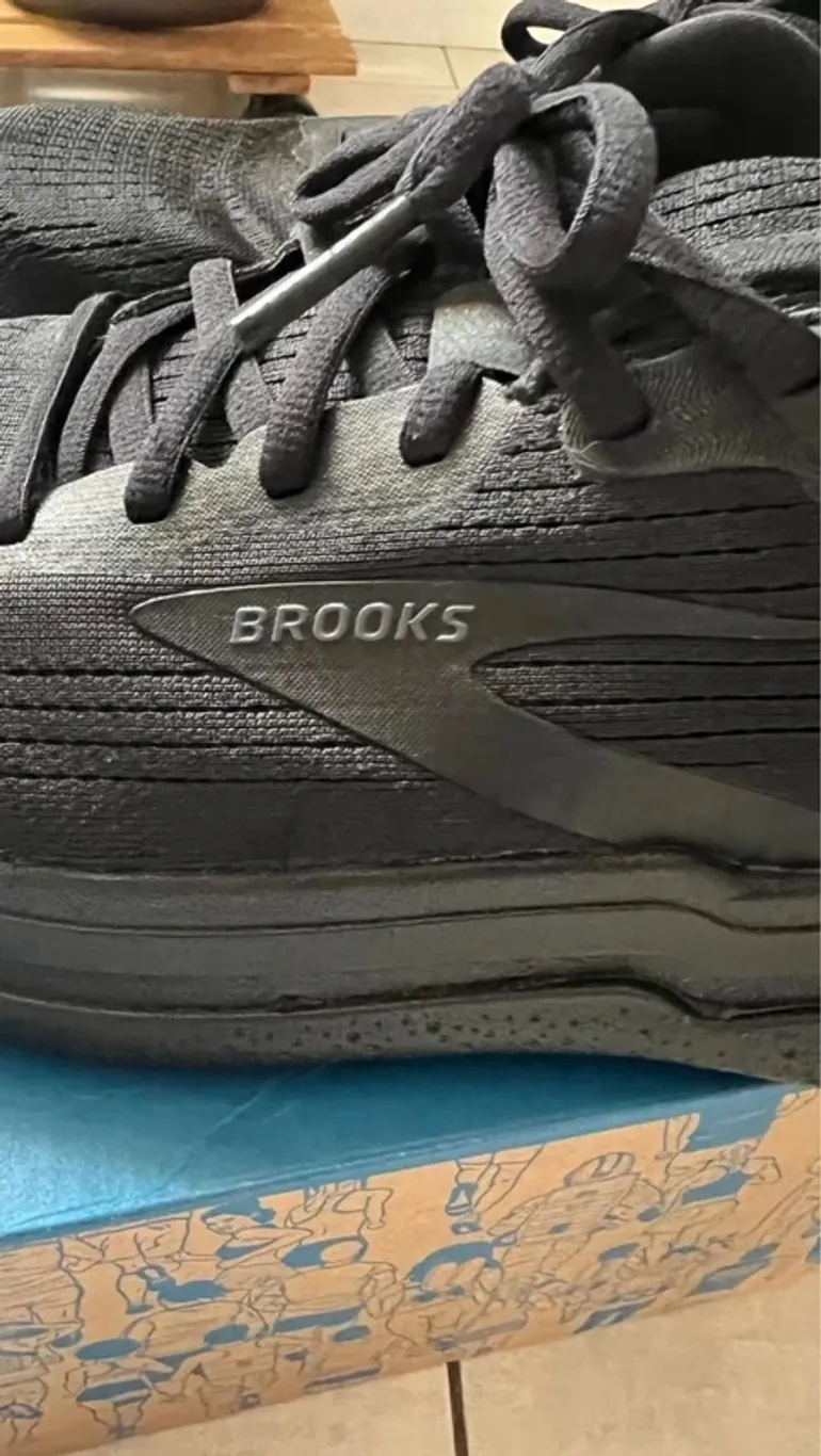 Used Brooks Max 2 bike — image 5 of 10
