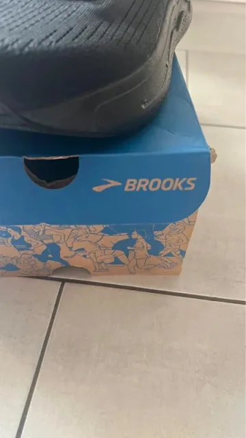Used Brooks Max 2 bike — image 4 of 10