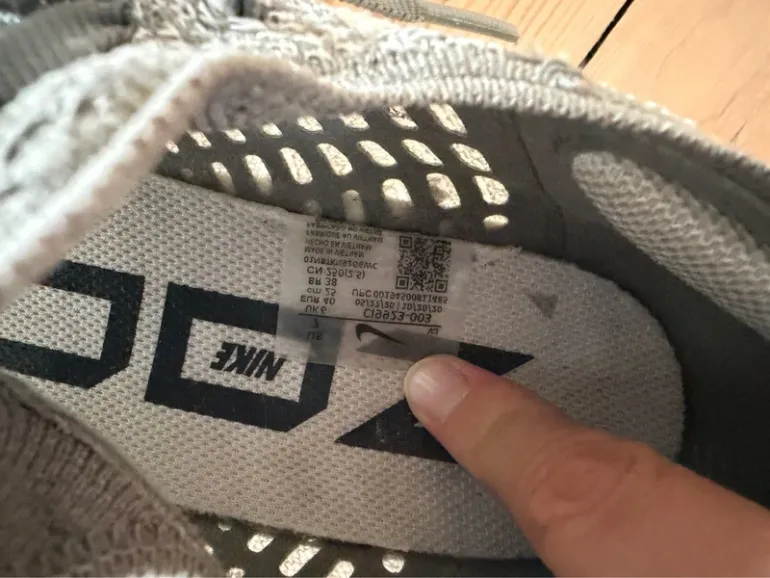 Used Nike Air Zoom Tempo NEXT% bike — image 5 of 5