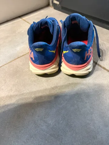 Used Hoka Running Shoes bike — image 3 of 5