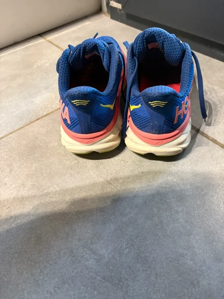 Used Hoka Running Shoes bike — image 3 of 5