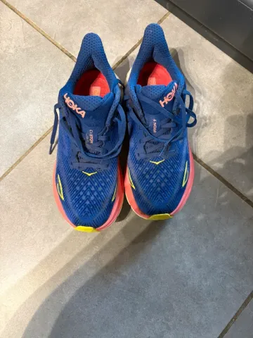 Used Hoka Running Shoes bike — image 1 of 5