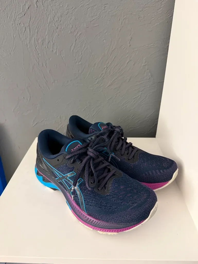 Used Asics Gel Kayano 27 bike — image 2 of 6