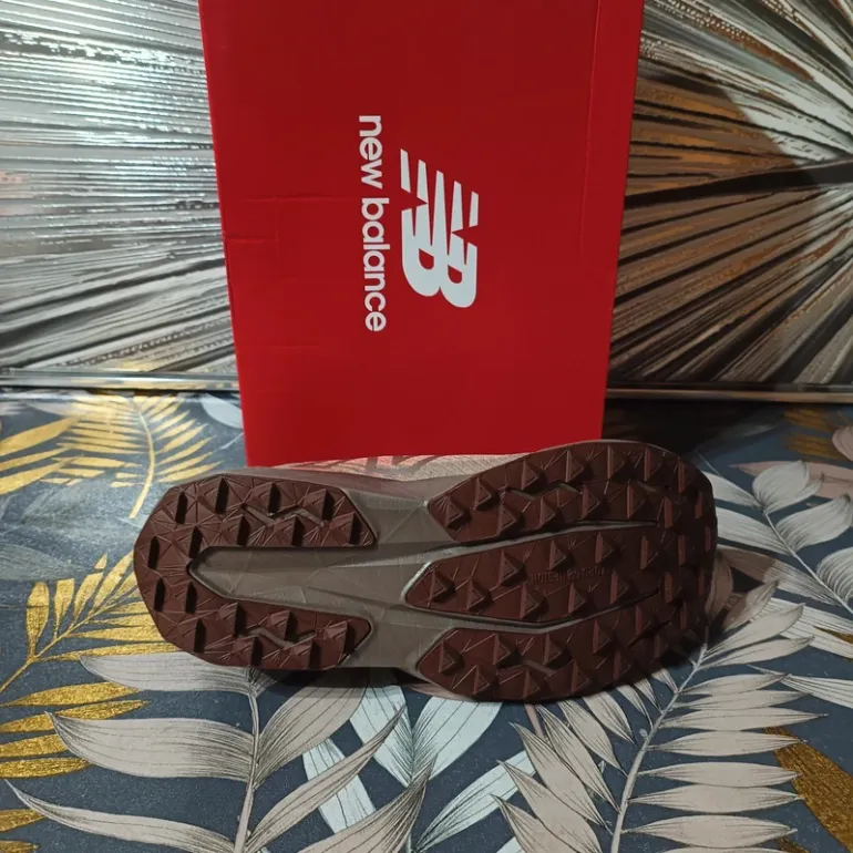 Použité New Balance Venym Trail V2 bike — obrázek 5 z 11
