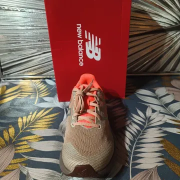 Použité New Balance Venym Trail V2 bike — obrázek 2 z 11