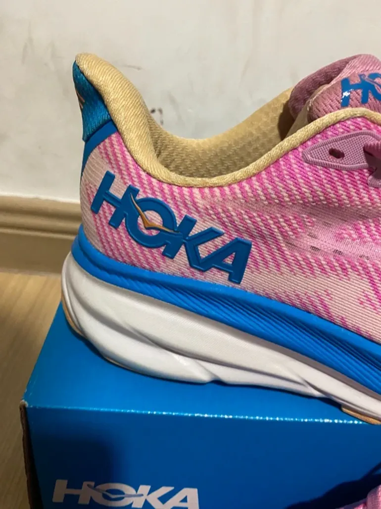 Used Hoka Clifton 9 bike — image 5 of 8