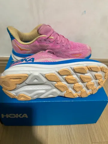 Used Hoka Clifton 9 bike — image 7 of 8