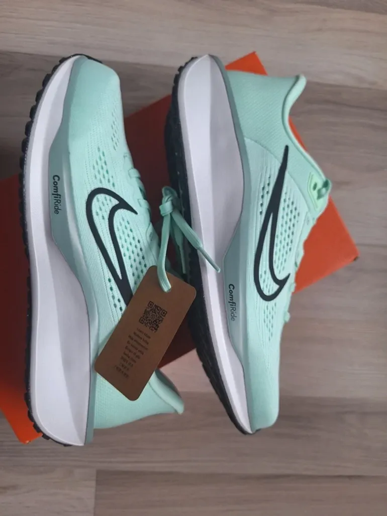 Použité Nike QUEST 6 bike — obrázek 8 z 10