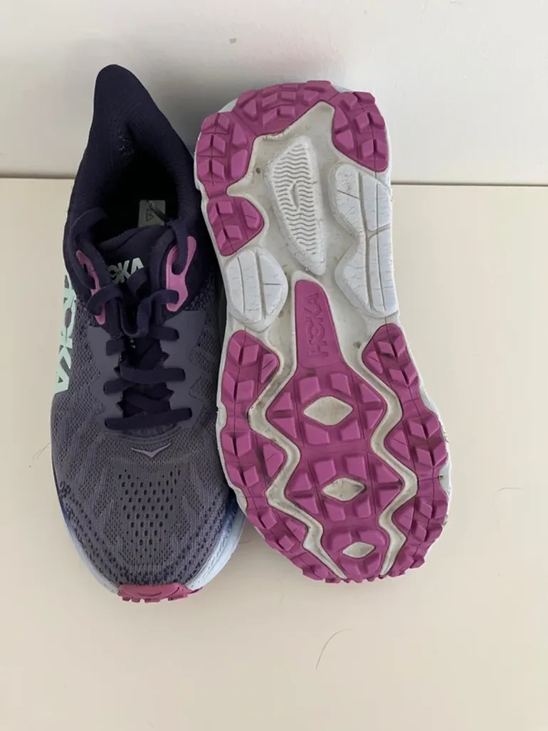 Used Hoka Trailrunning-Schuhe bike — image 8 of 10