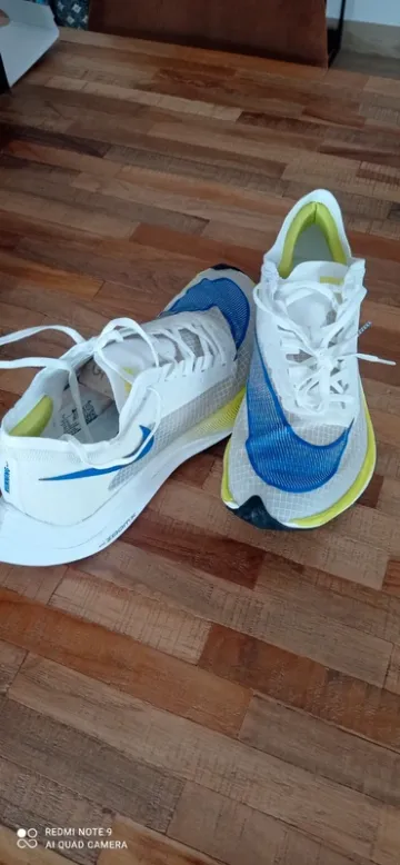 Used Nike Zoomx Vaporfly Next % bike — image 3 of 8