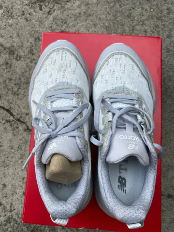 Used New Balance Running Shoes bike — image 6 of 8