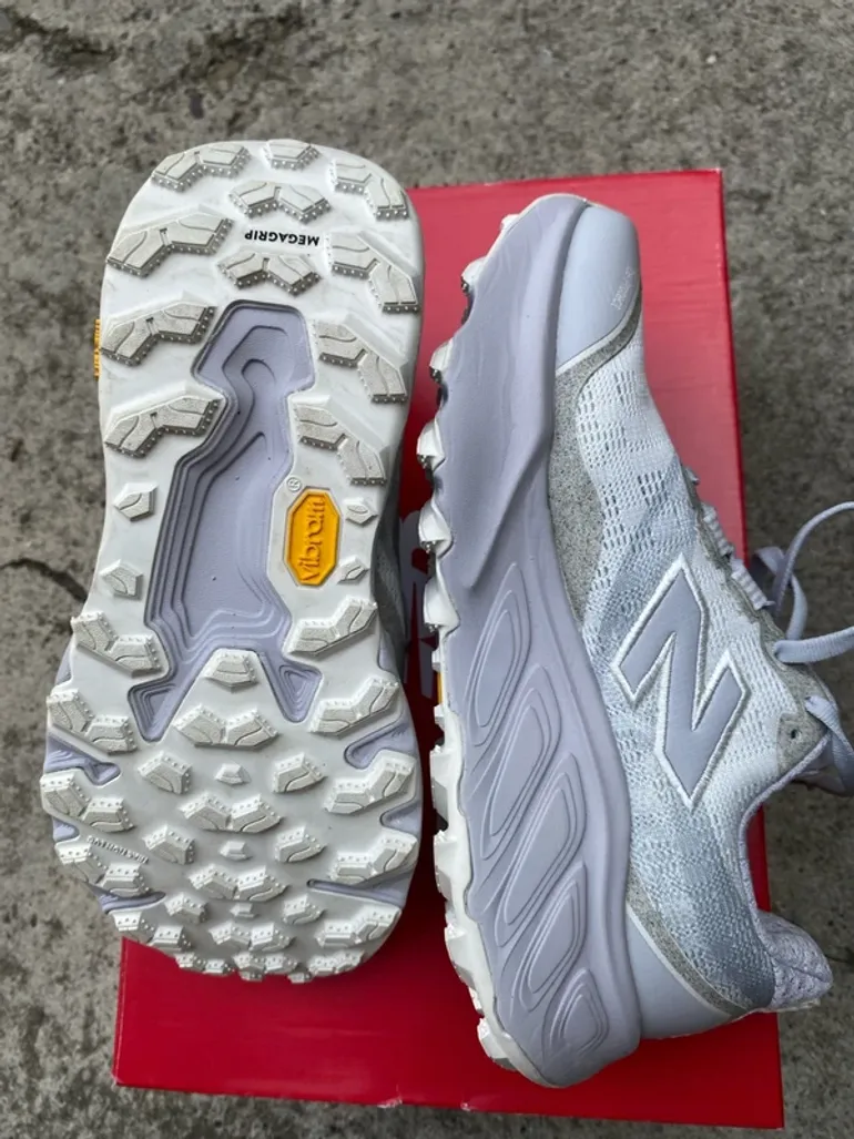 Used New Balance Running Shoes bike — image 8 of 8