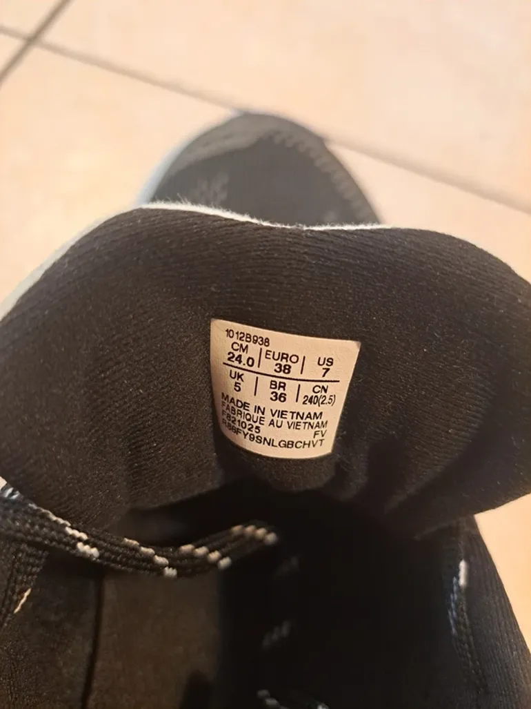 Used Asics Trabuco 14 bike — image 6 of 7