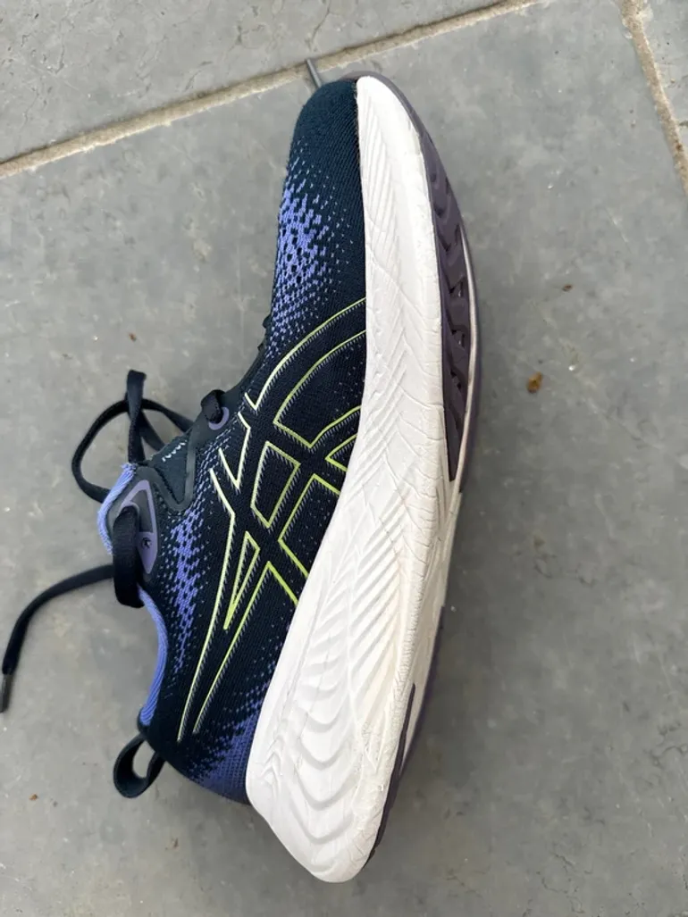 Used Asics Gel bike — image 4 of 6