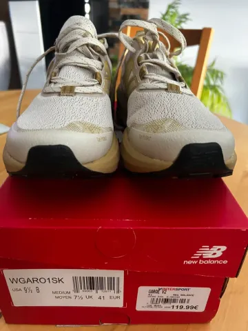 New Balance Garoé 2 bike usato — immagine 1 di 8