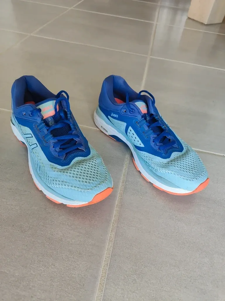 Asics GT 2000 bike d'occasion — image 4 sur 7