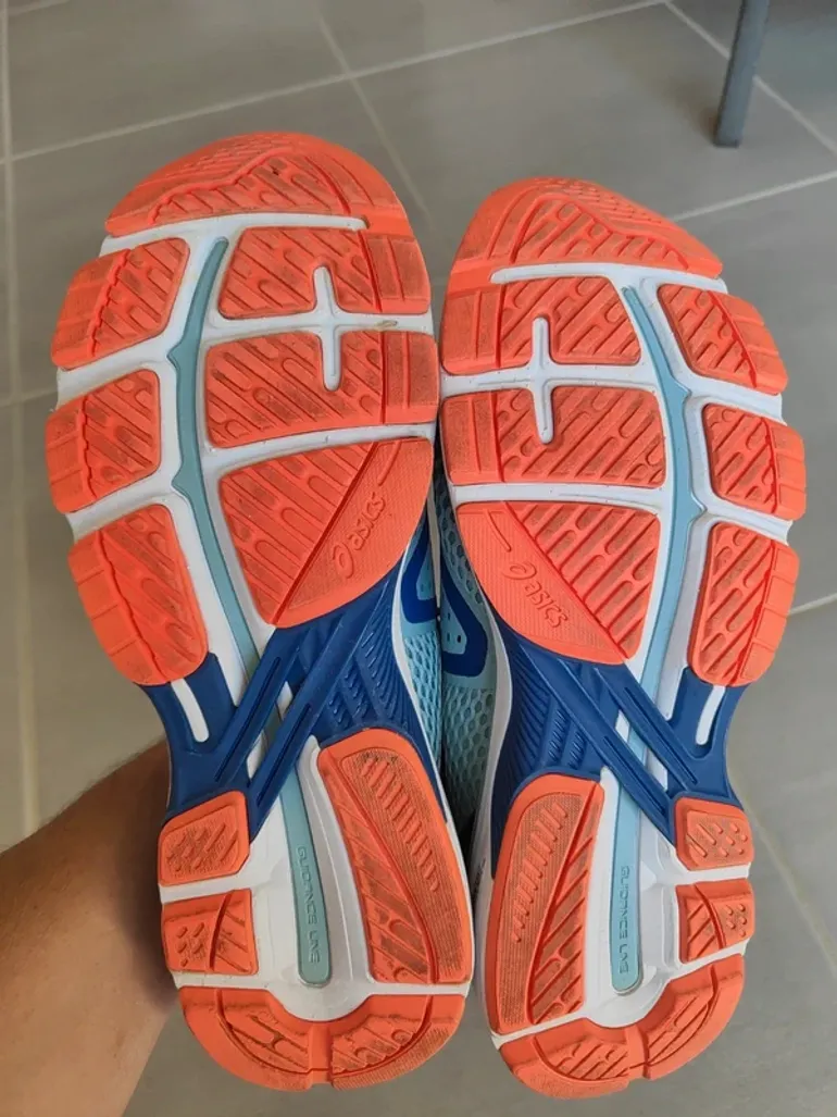 Asics GT 2000 bike d'occasion — image 2 sur 7