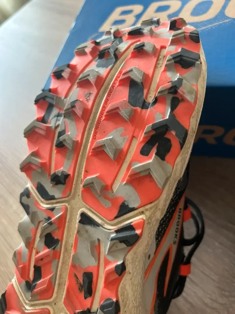 Used Brooks Cascadia bike — image 4 of 4