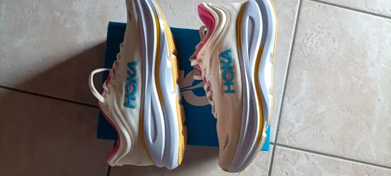 Gebrauchtes Hoka Bondi 9 bike — Bild 3 von 5