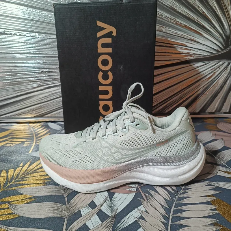 Brugt Saucony Ride 19 Running Shoes