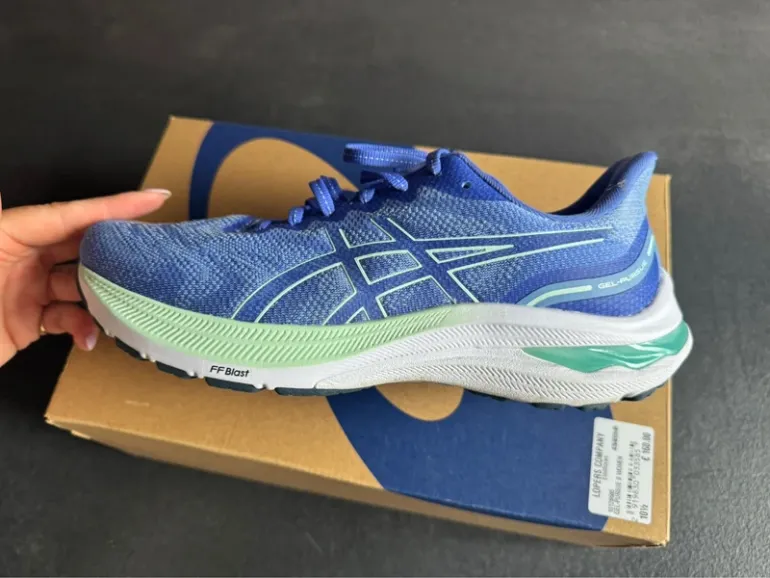 Used Asics Gel Pursue 9 bike — image 2 of 6