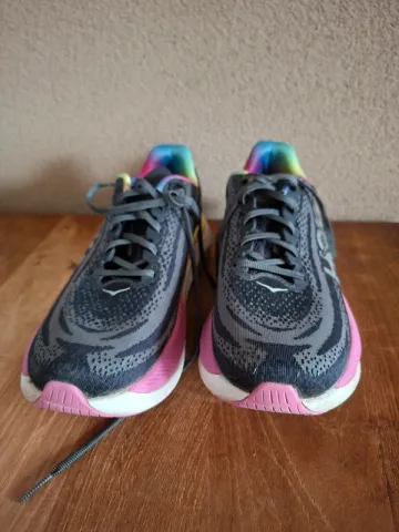 Used Hoka Mach X bike — image 3 of 10