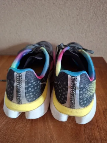 Used Hoka Mach X bike — image 4 of 10