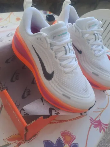 Used Nike Vomero Plus Run bike — image 6 of 7