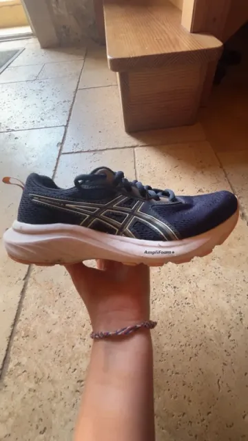 Used Asics Running Shoes bike — image 1 of 5