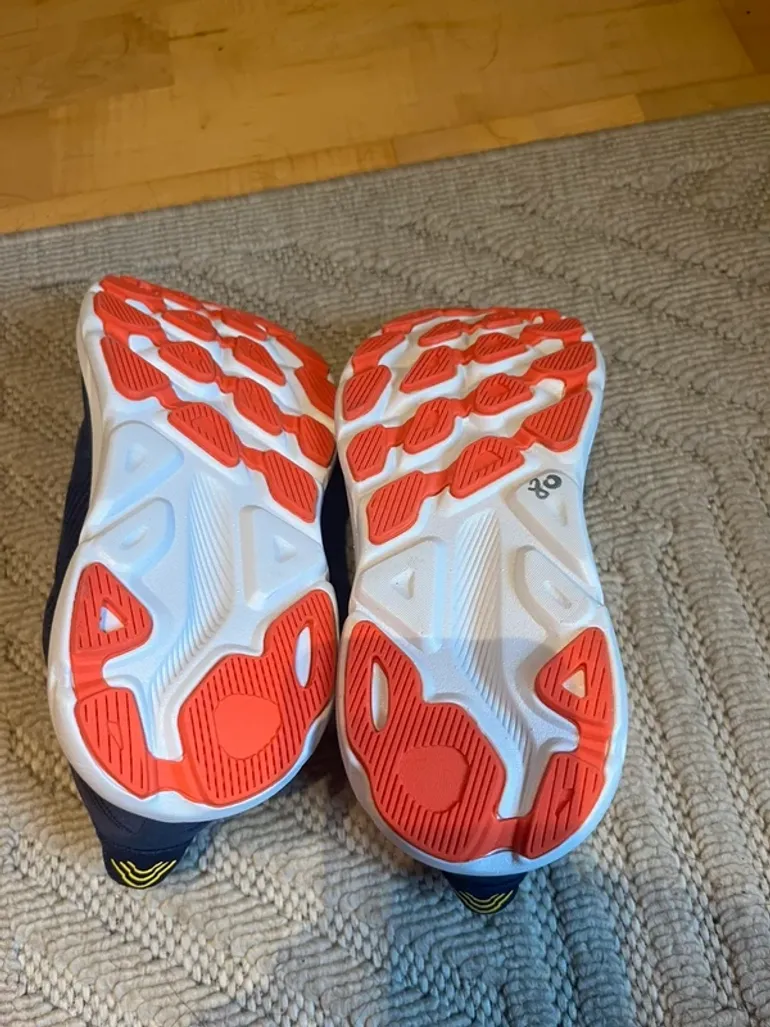 Gebrauchtes Hoka Clifton 9 bike — Bild 4 von 6