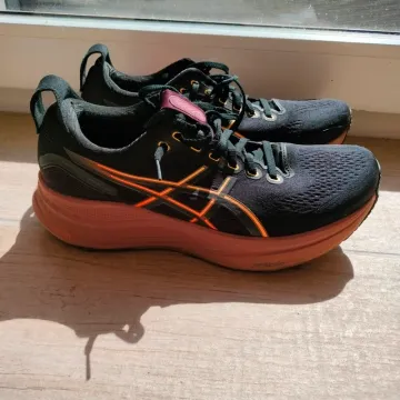 Used Asics Gel Kayano 32 bike — image 1 of 4