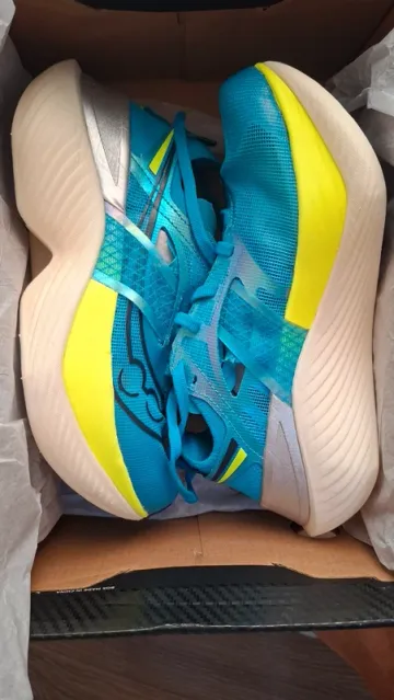 Used Saucony Endorphin Elite bike — image 2 of 15