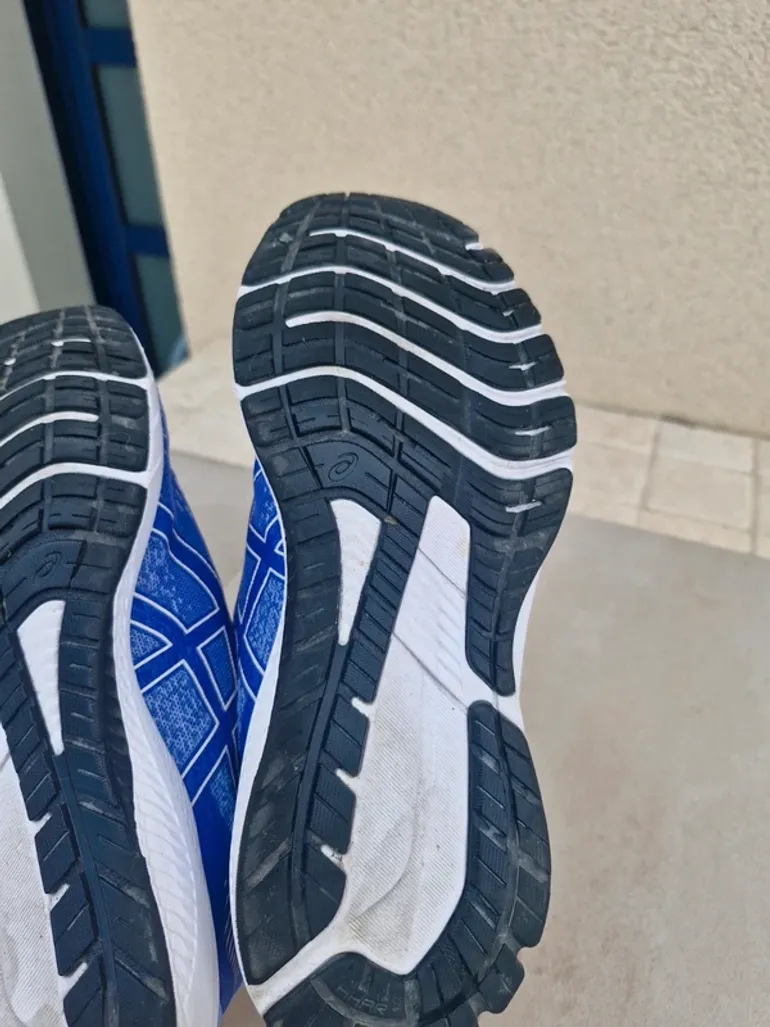 Used Asics Gel Kinjo bike — image 7 of 7