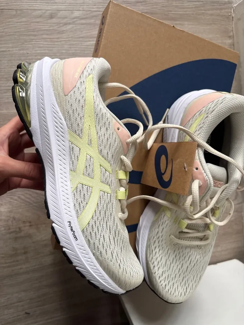 Brugt Asics Phoenix 12 Flute Foam Running Shoes